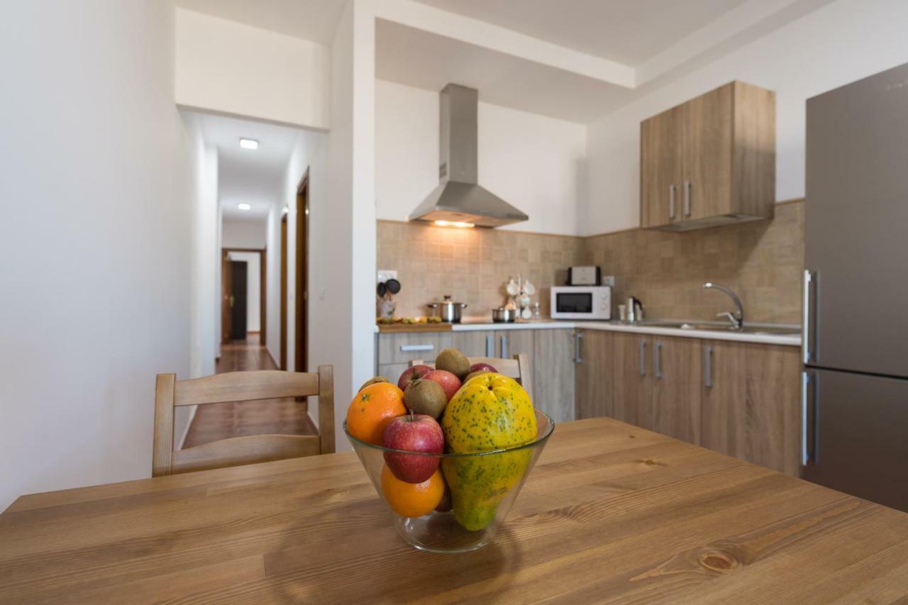 La Madera - Urban Home Near The Airport - Wifi Sardina Ngoại thất bức ảnh