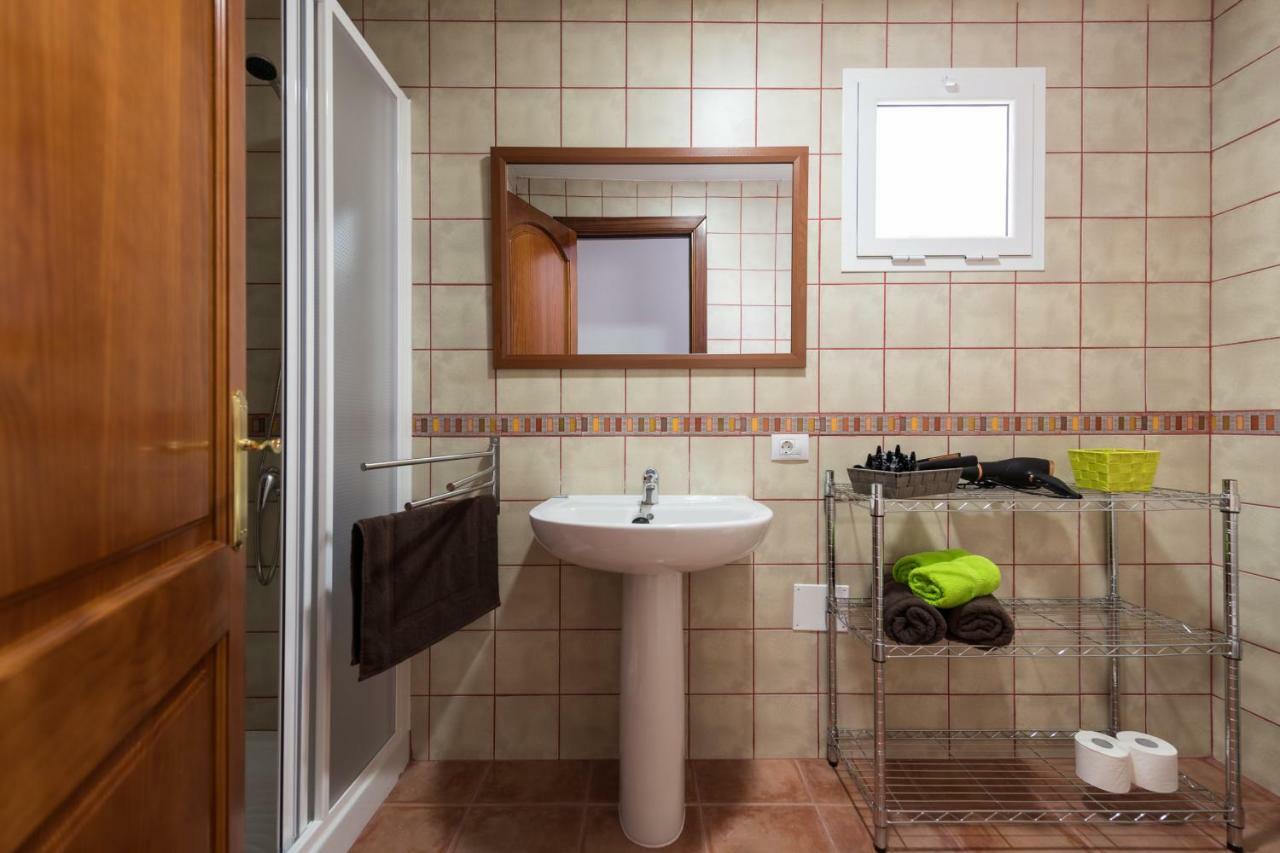 La Madera - Urban Home Near The Airport - Wifi Sardina Ngoại thất bức ảnh